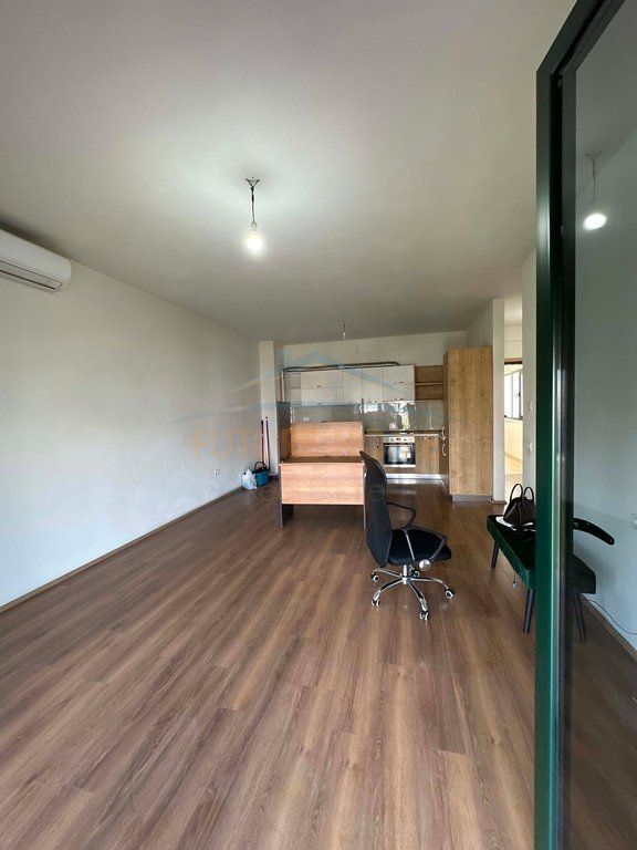 Rent, Apartment 3+1 + Parking Spot, Green City, New Ring