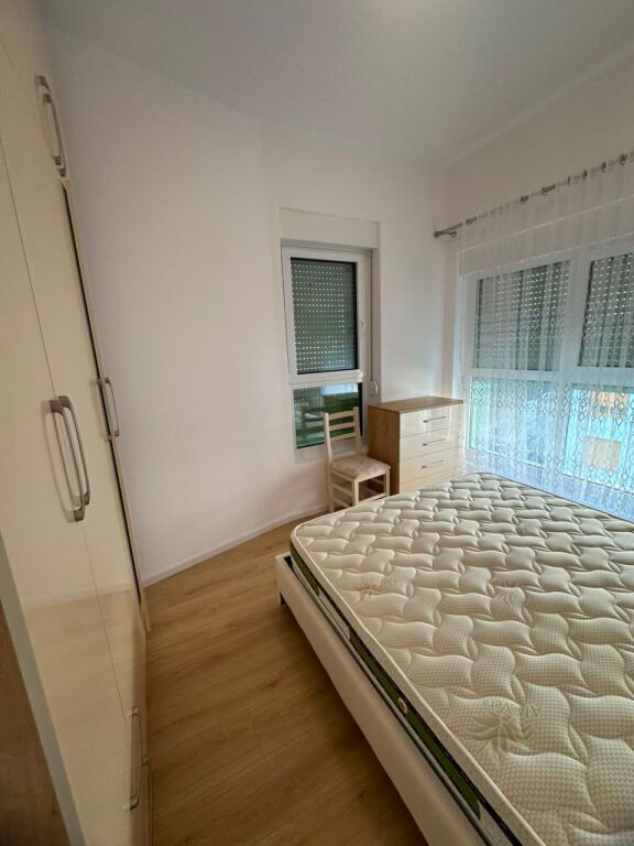 Jepet me qera Ap 2+1 tek Rezidenca Kadiu i pabanuar me pare  450 EURO