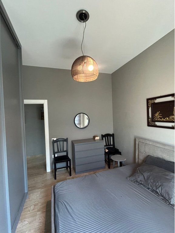 🏡 Apartament 2+1+2 i adaptuar në 3+1 për shitje në Square 21!