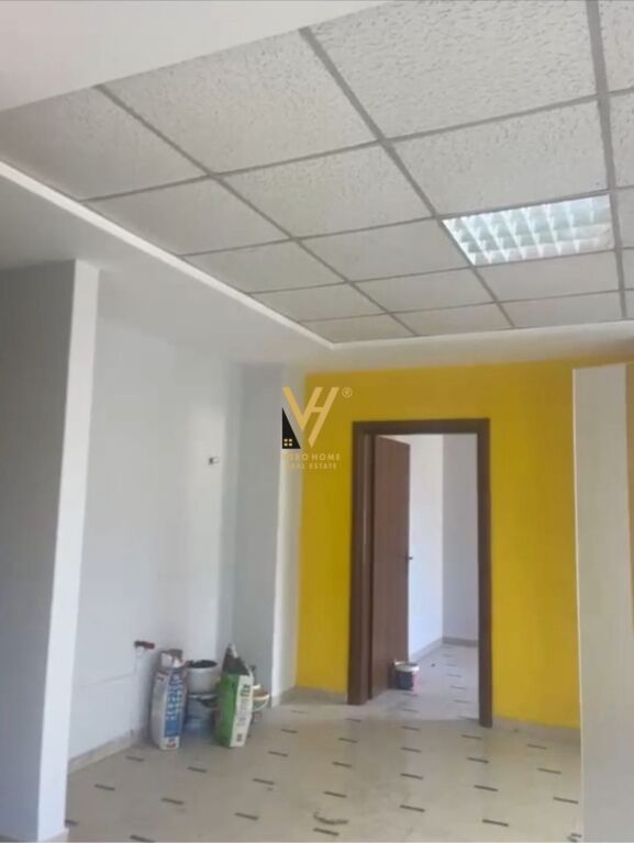 JEPET ZYRE 90 M2 ME QERA TE 21 DHJETORI 70.000 LEKE – pohled 2