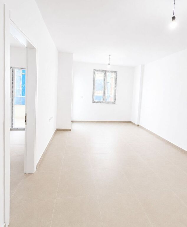 📌 APARTAMENT 1+1 PËR SHITJE – Tek Rrethi i Golemit