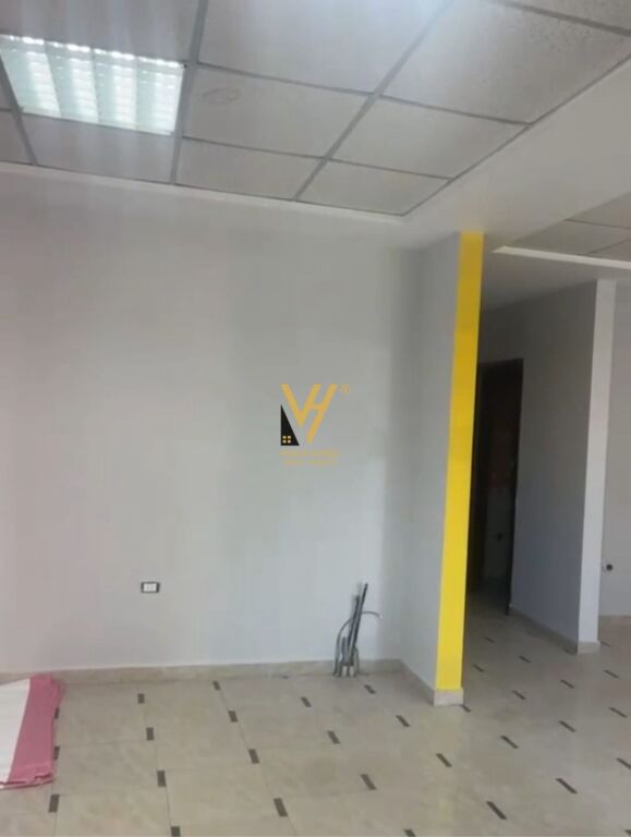 JEPET ZYRE 90 M2 ME QERA TE 21 DHJETORI 70.000 LEKE – pohled 3