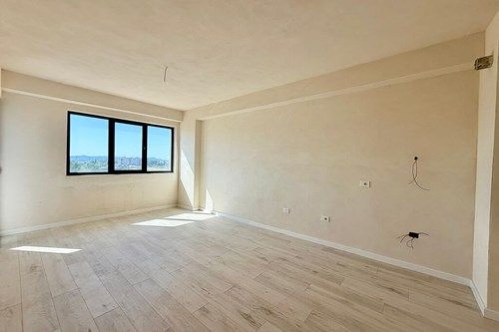 APARTAMENT 2+1 PER SHITJE TEK URBAN GATE--ASTIR