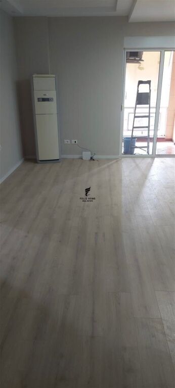 SHITET APARTAMENT 2+1 XHAMLLIK 18.700.000 LEKE FH-82382 - Widok 2