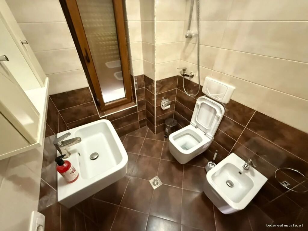 Vile 3 kateshe me qera prane Teg (ID BV22652) Tirane
