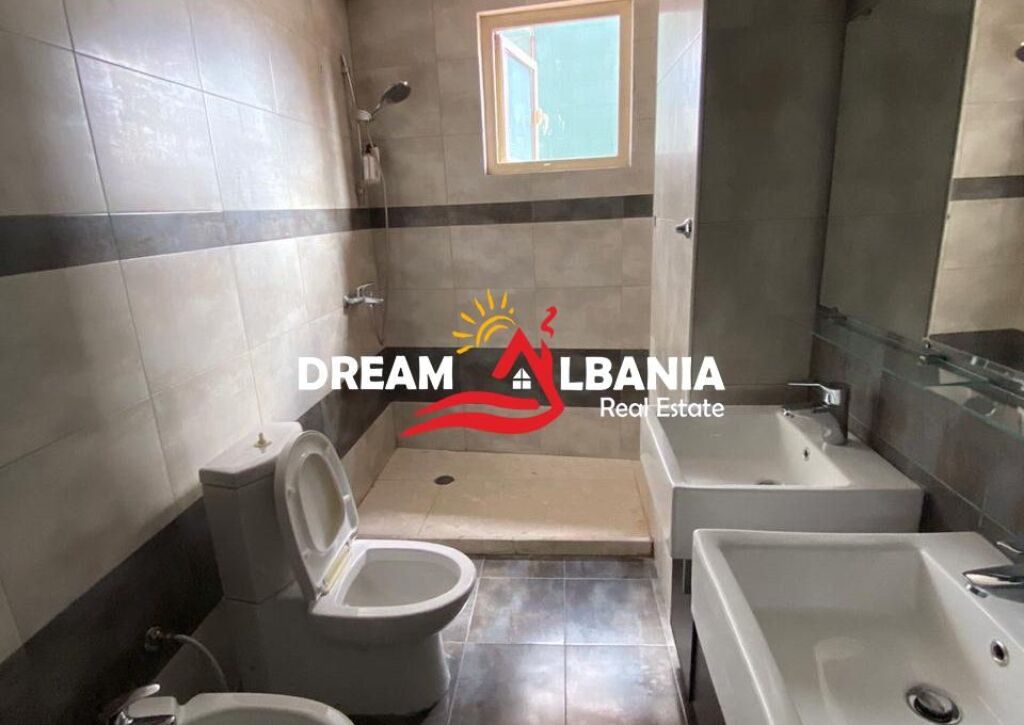 Appartamenti 2+1 in affitto in via Bogdaneve vicino al Centro a Tirana (ID 4221928 )