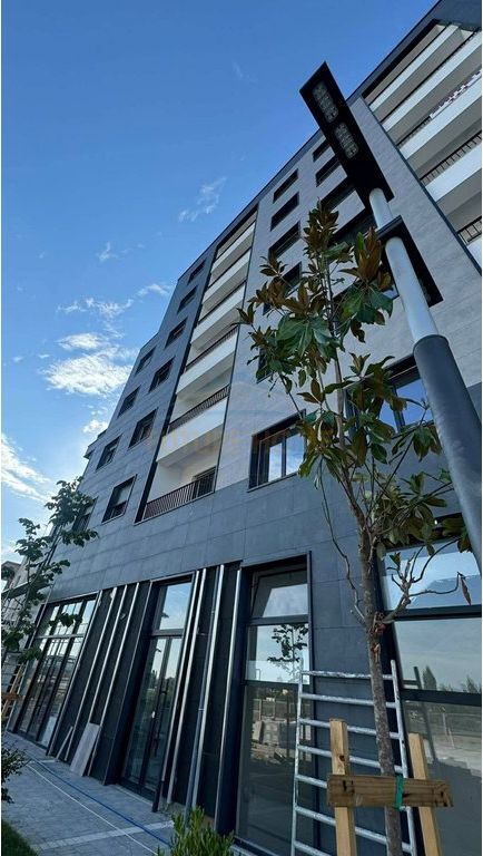 Shitet, Apartament 1+1, Demollari Construction, Paskuqan