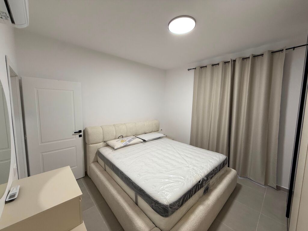 📣 SUPER RENT Apartment 1+1 📍 Jordan Misja Street, Near Ndregjoni Complex ✨   🏢 New Building  🪜 3rd Floor (With Elevator)  🛋️ Fully Furnished  ✅ Never Lived In Before   💶 Price 50,000 Lek/Month  🅿️ Possibility Also For Post Parking With Extra Payment