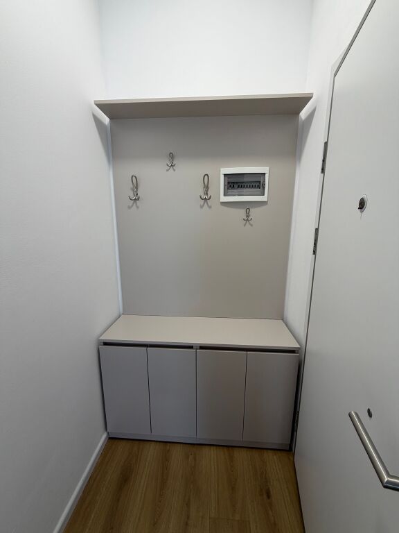 Jepet me qera apartament 1+1 Ali Demi
