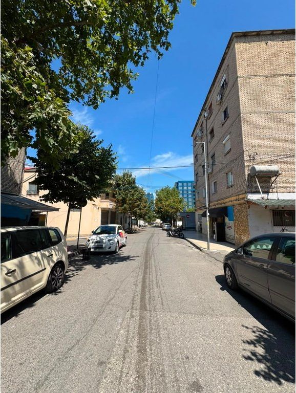 Shitet, Apartament 1+1, Ali Demi, Tirane