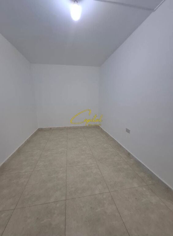 NEGOZIO IN AFFITTO 30 M2 VIA DIBRA 70.000 LEKE