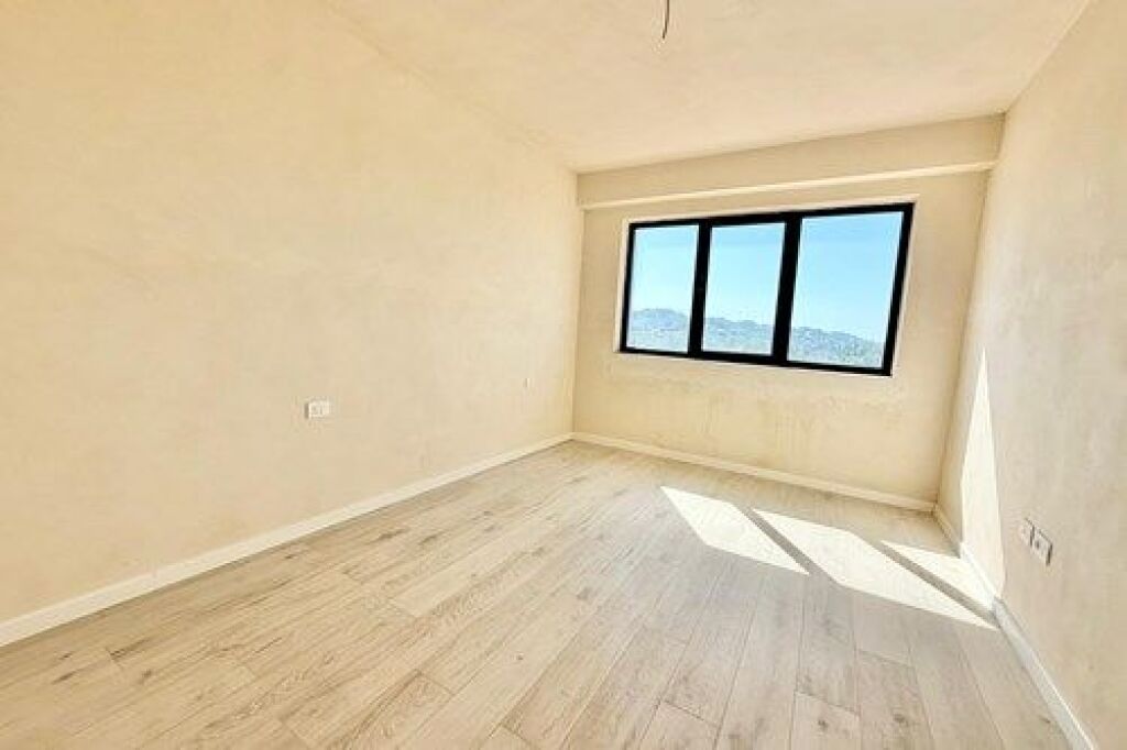 APARTAMENT 2+1 PER SHITJE TEK URBAN GATE--ASTIR
