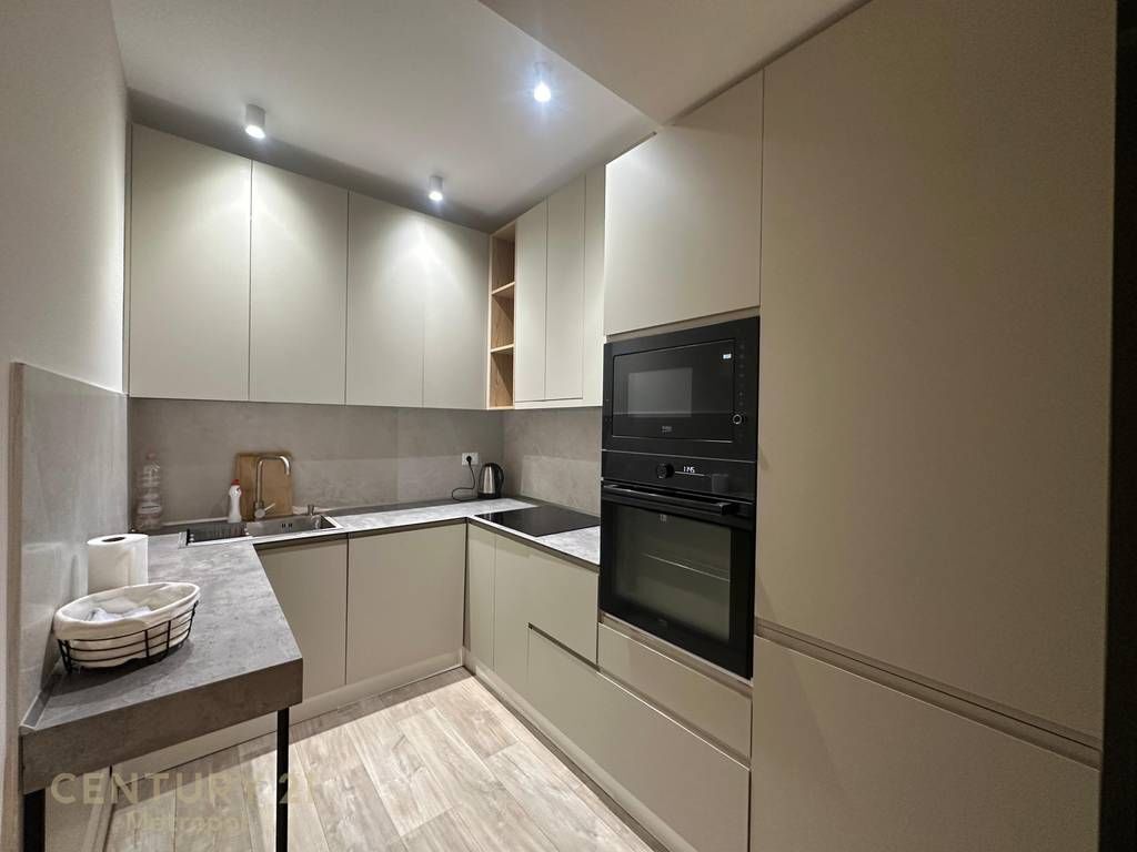 JEPET ME QIRA APARTAMENT 2+1+2, RRUGA E KAVAJËS!