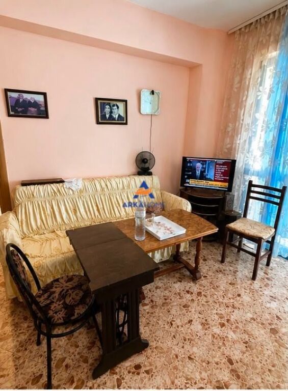 VENDESI APPARTAMENTO 1+1+BALCONE "ALLA FILIALE DEL TESORO" 1400000 LEKE