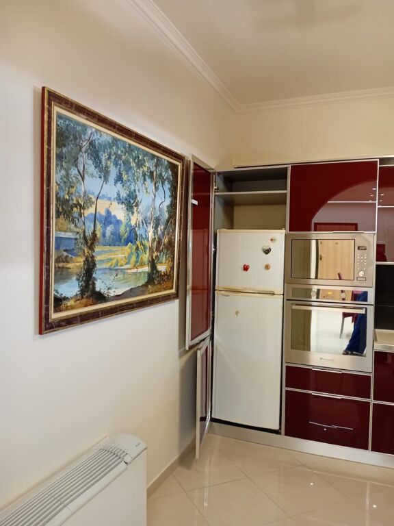 Apartament me qera