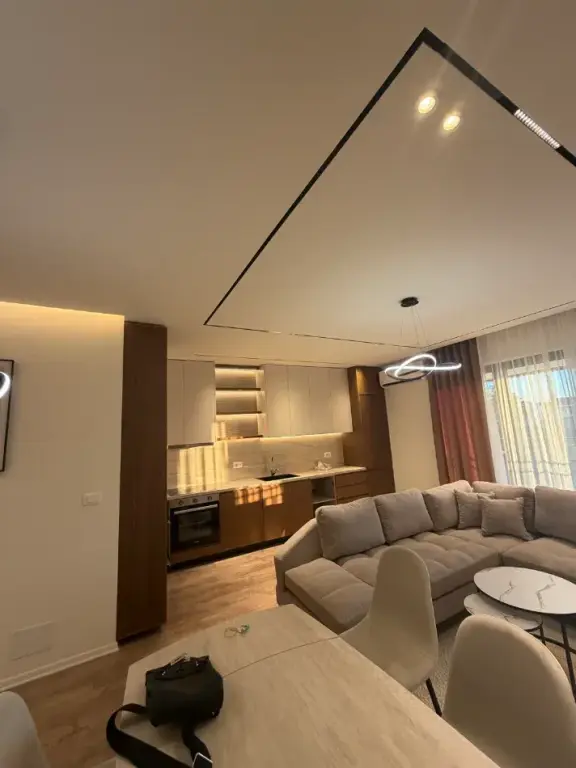 Affittasi appartamento 3+1 Nuovo Boulevard