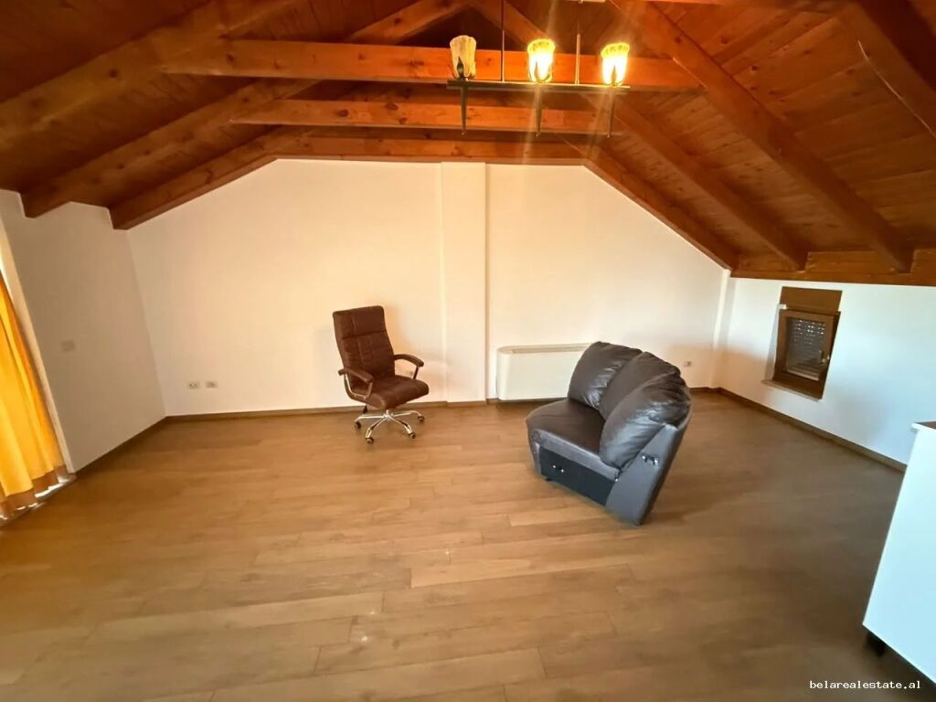 Vile 3 kateshe me qera prane Teg (ID BV22652) Tirane