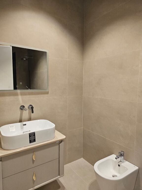 🏡 IN AFFITTO | APPARTAMENTO PREMIUM 2+1+2 – COMPLESSO DELIJORGJI, TIRANA