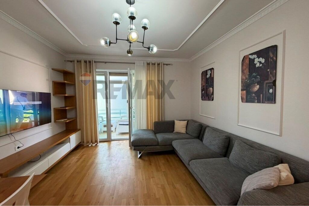 Apartament 3+1+Parkim ne shitje Kopshti Zoologjik