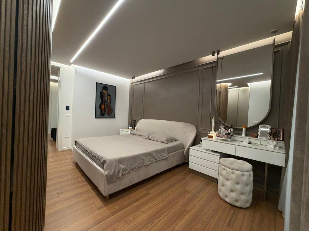 For sale, Apartment 2+1+2, Kavaja Street, Tirana