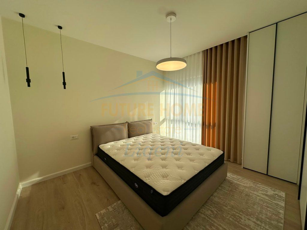 Qera, Apartament 1+1+2 Poste Parkimi, Liqeni Thatë