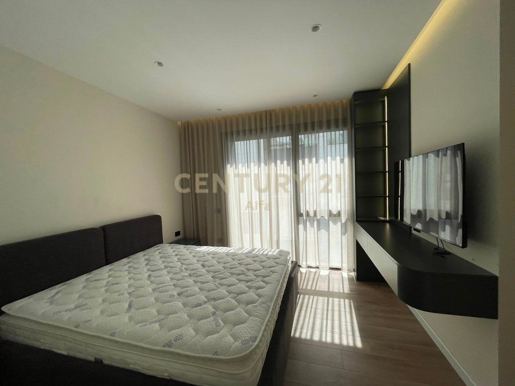 🌿 Apartament modern 2+1 me qira pranë Liqenit të Thatë!