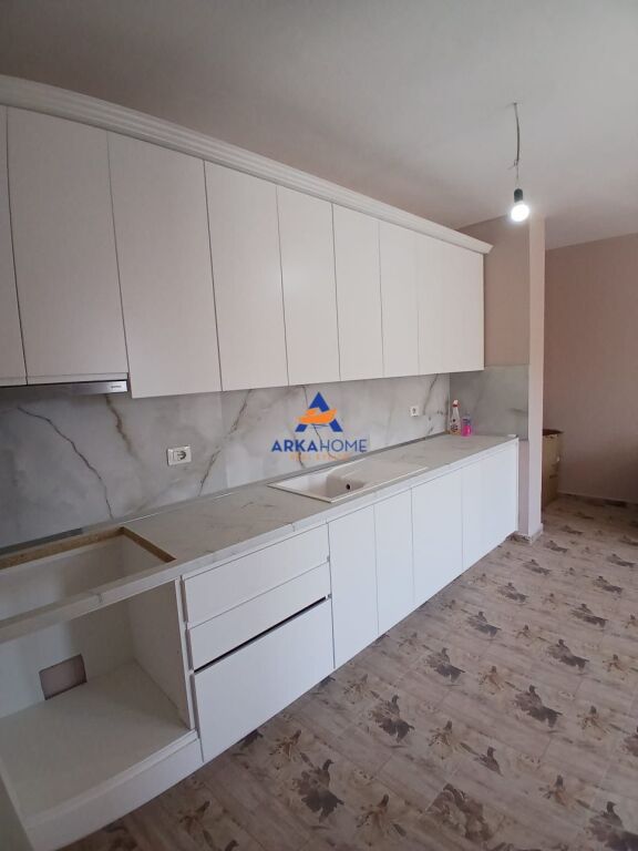 AFFITTASI APPARTAMENTO 2+1+BALCONE "DON BOSKO" 50.000 LEKE