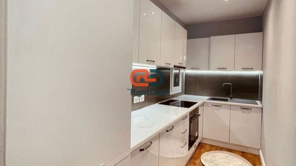 In Via Frosina Plaku, Super Appartamento 2+1 in Affitto, Vicino al Complesso Contatto !!!