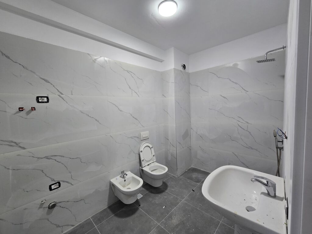 Apartament 1+1 per shitje Color Splash Paskuqan !