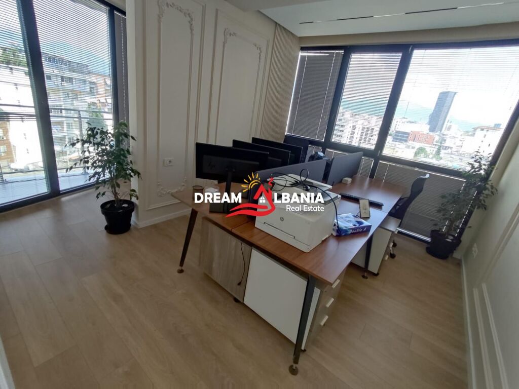 Jepet Ambient Zyre me qera ne Rrugen Mine Peza tek Golden Tower(ID 42215496 )