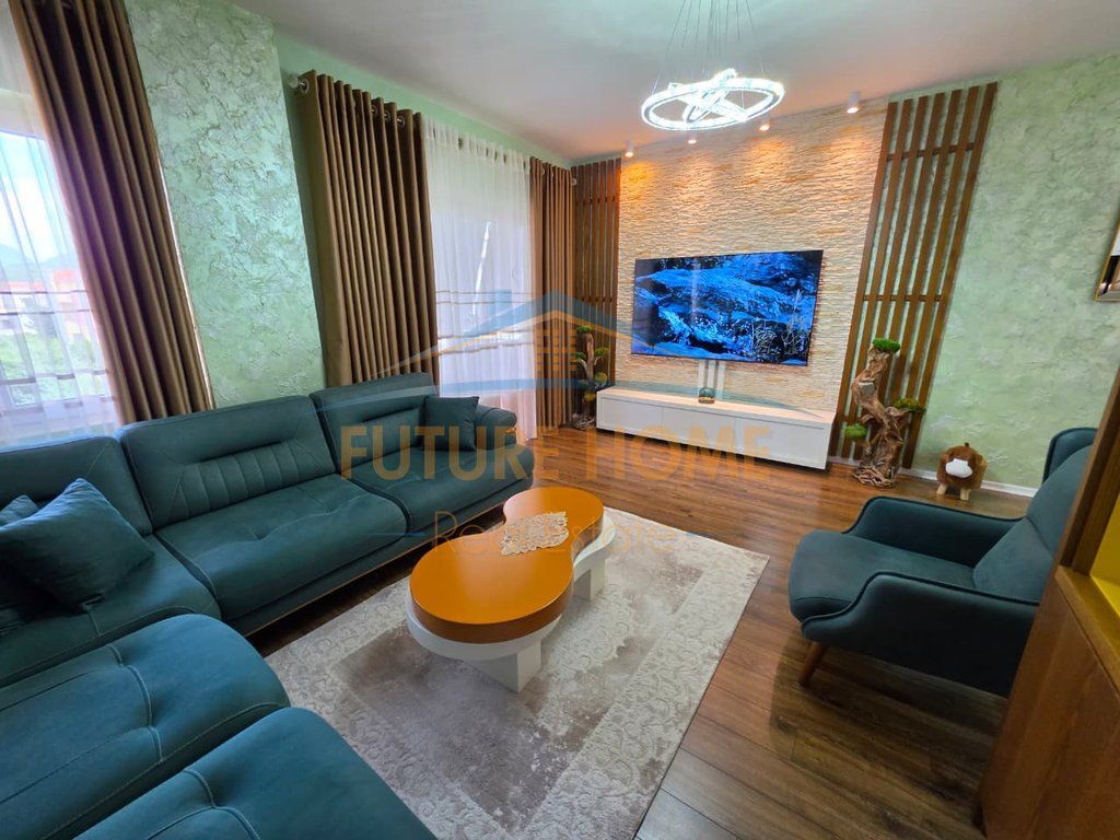 Affitto, Appartamento 2+1, Fresku, Tirana.