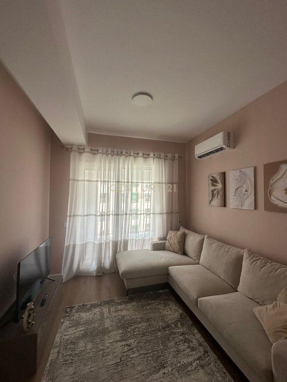 Jepet me qira apartament 1+1 ne Ali Dem,Rruga:Pasho Hysa