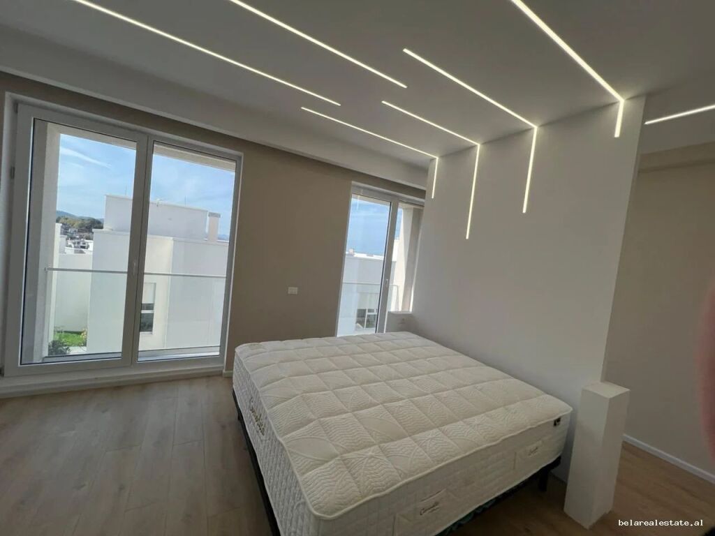 Vile 3 Kateshe Me Qera Ne Farke (ID BV22651)Tirane