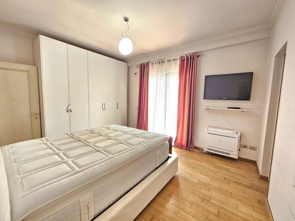 Apartament 2+1+2 +2 poste per shitje Myslym Shyri