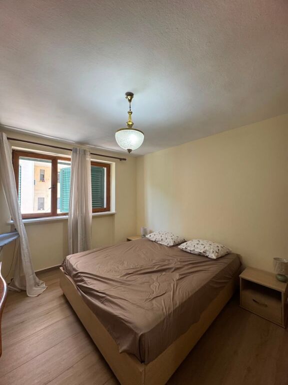 Appartamento 1+1+cucina separata in affitto al Mozaiku di Tirana, 21 Dhjetori, Via Kavaja, Zogu i zi, Via Durres.
