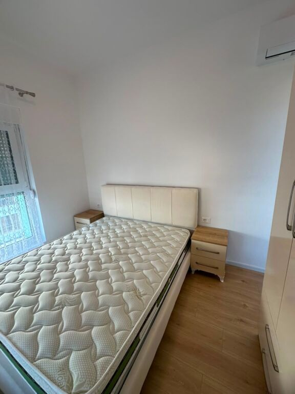 Jepet me qera Ap 2+1 tek Rezidenca Kadiu i pabanuar me pare  450 EURO