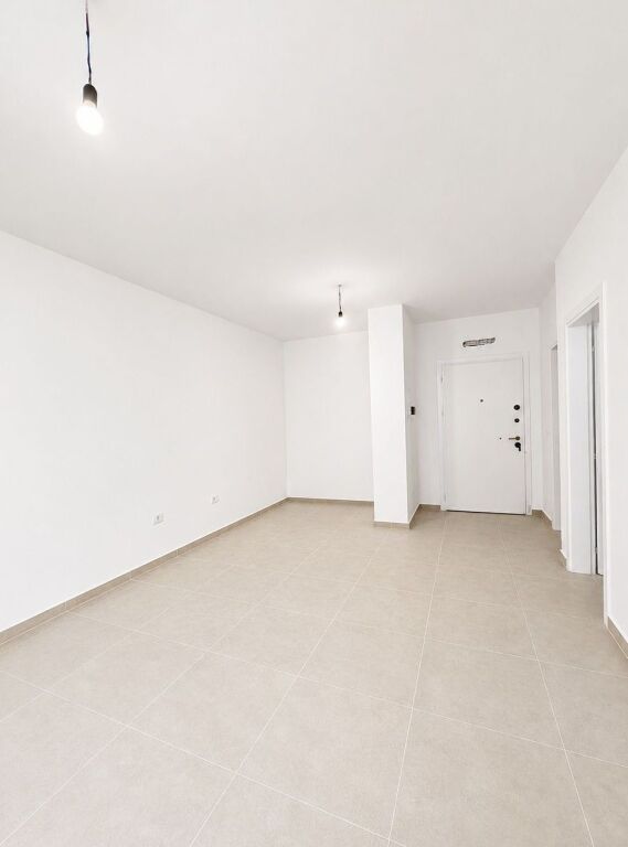 📌 APARTAMENT 1+1 PËR SHITJE – Tek Rrethi i Golemit