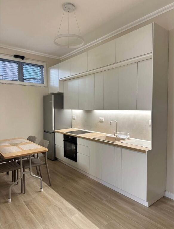 🏡 Jepet me Qira Apartament 1+1 ne Xhamllik, 550 mije leke