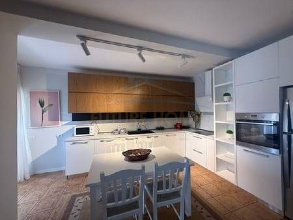 For sale, Apartment 2+1+2, Sami Frashëri Street, Blloku, Tirana