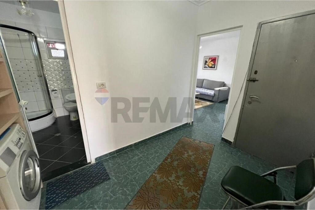 APARTAMENT 1+1 PER SHITJE NE LAPRAKE