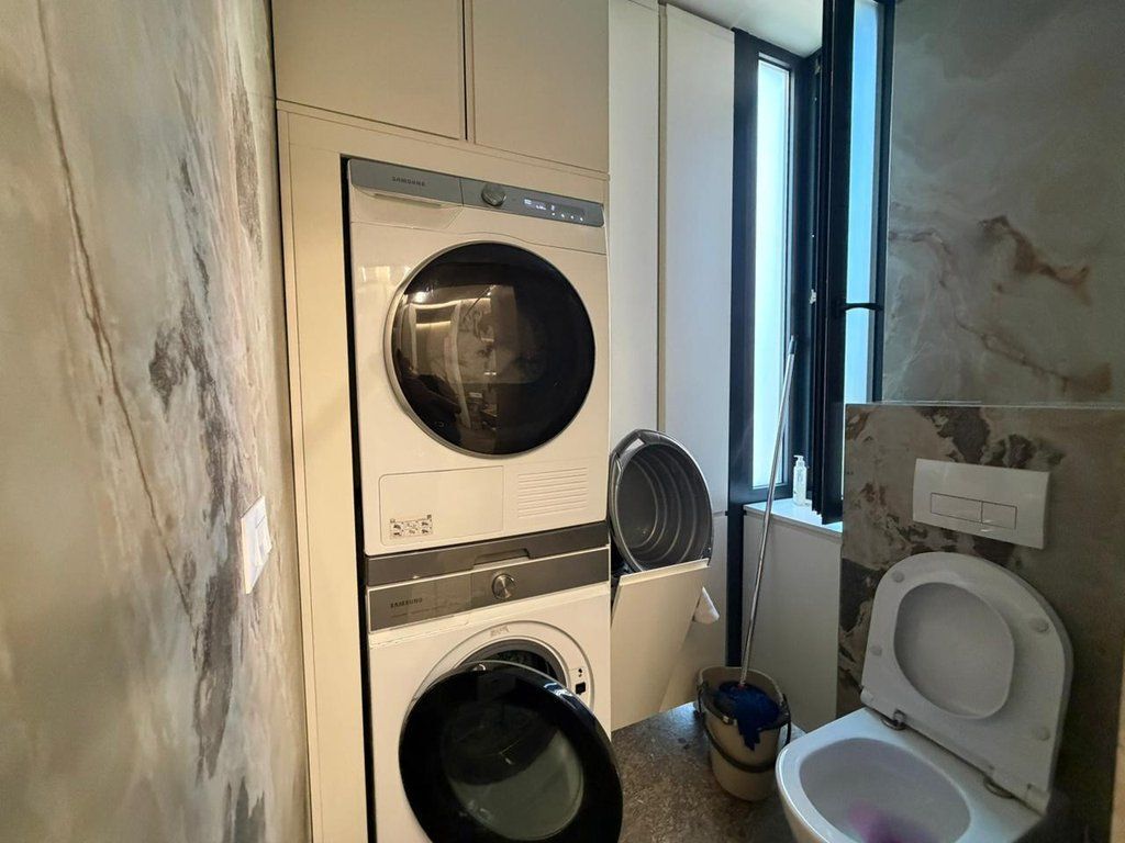 For sale, Apartment 2+1+2, Kavaja Street, Tirana