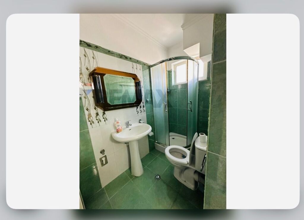 Appartamento 2+1+2 Palazzo con Freccia