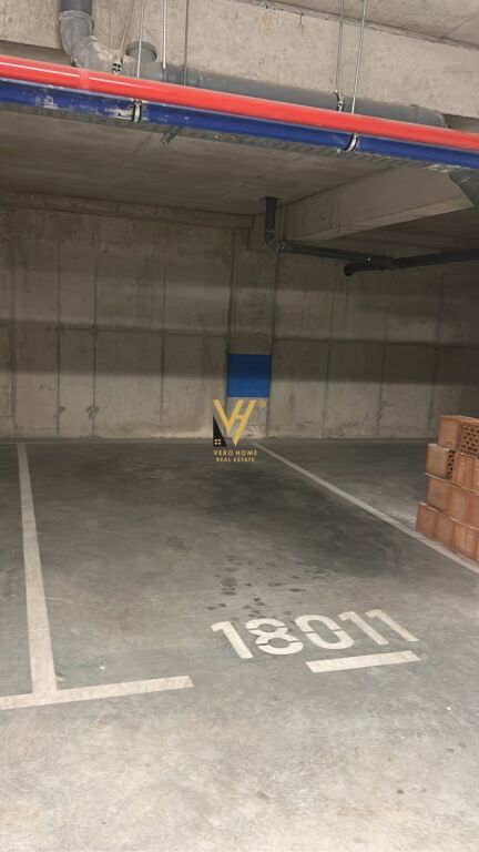 VENDITA POSTO AUTO PRESSO RESIDENZA OXA, FRESK 21.000 EURO