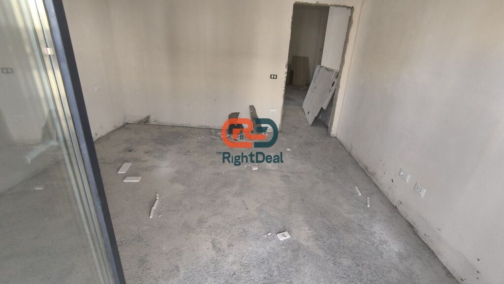 Opportunity, At Tirana Porta E Re, Apartment 2+1+2 With Regular Floor Plan For Sale !!!