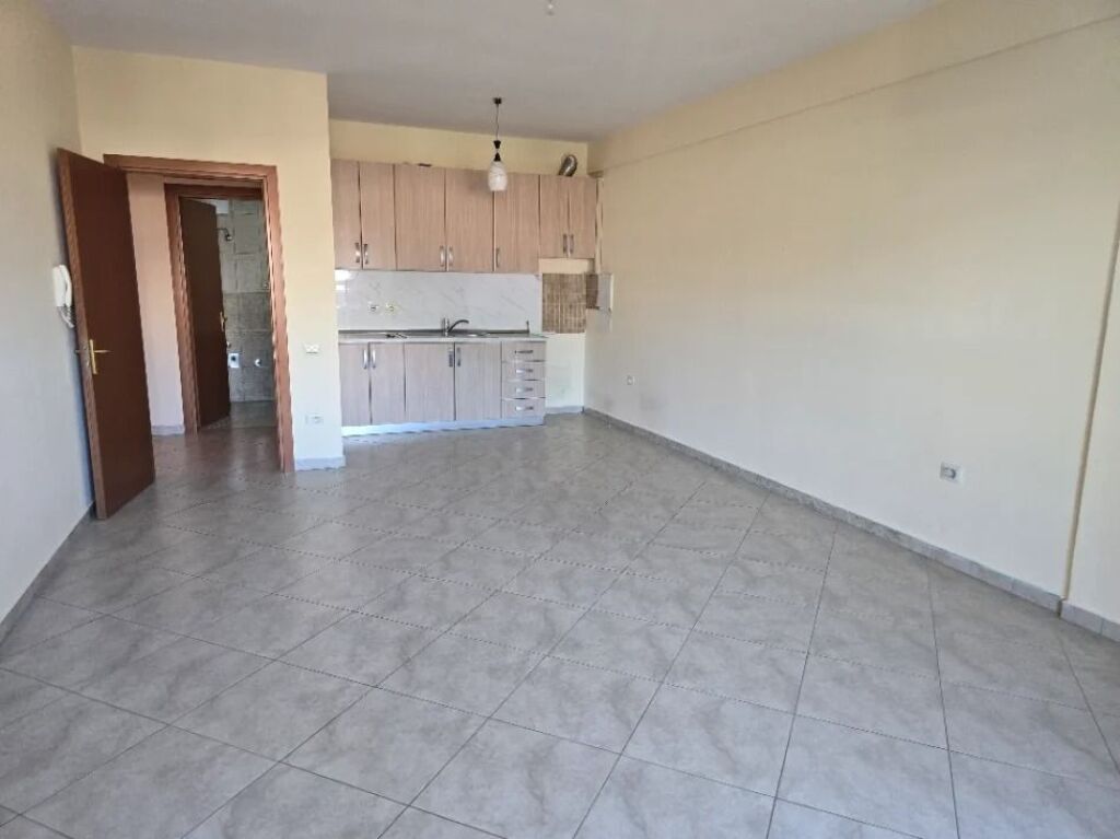 APARTMENT 2+1 FOR RENT BARDHYL STREET