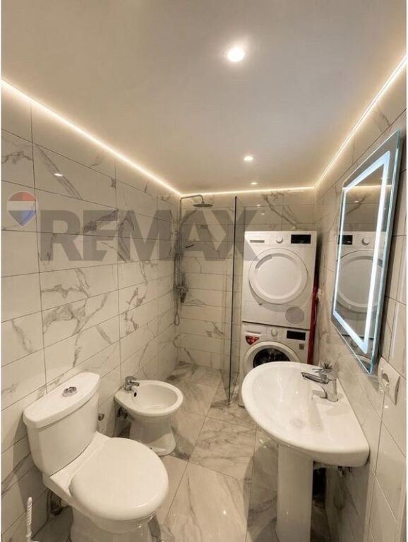 SHITET DUPLEX TEK LIQENI I THATË – 128,000 €