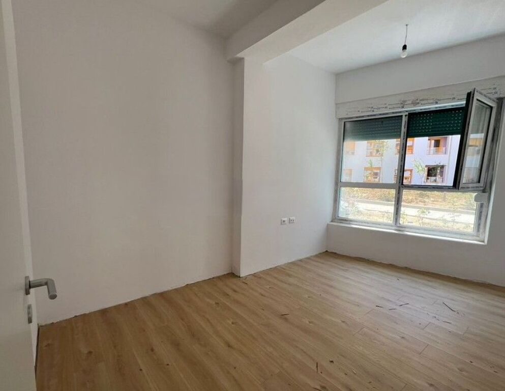 SHITET APARTAMENT 1+1 TEK KOMPLEKSI KADIU-ALI DEMI