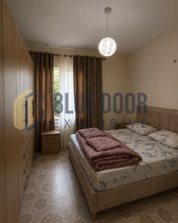 QERA XHAMLLIK 2+1