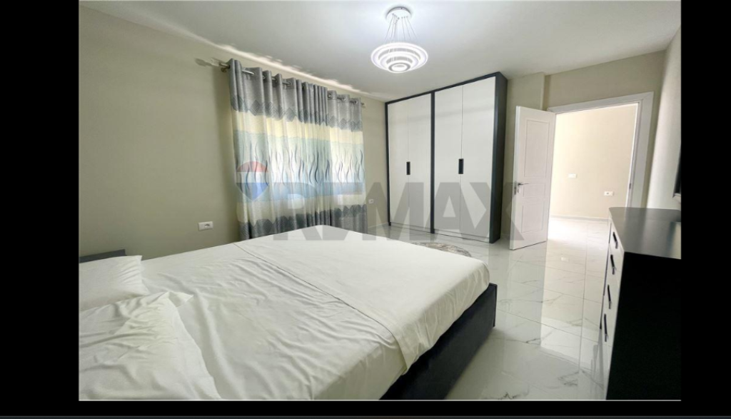 Apartament per qera 2+1 tek Prokuroria e Tiranes