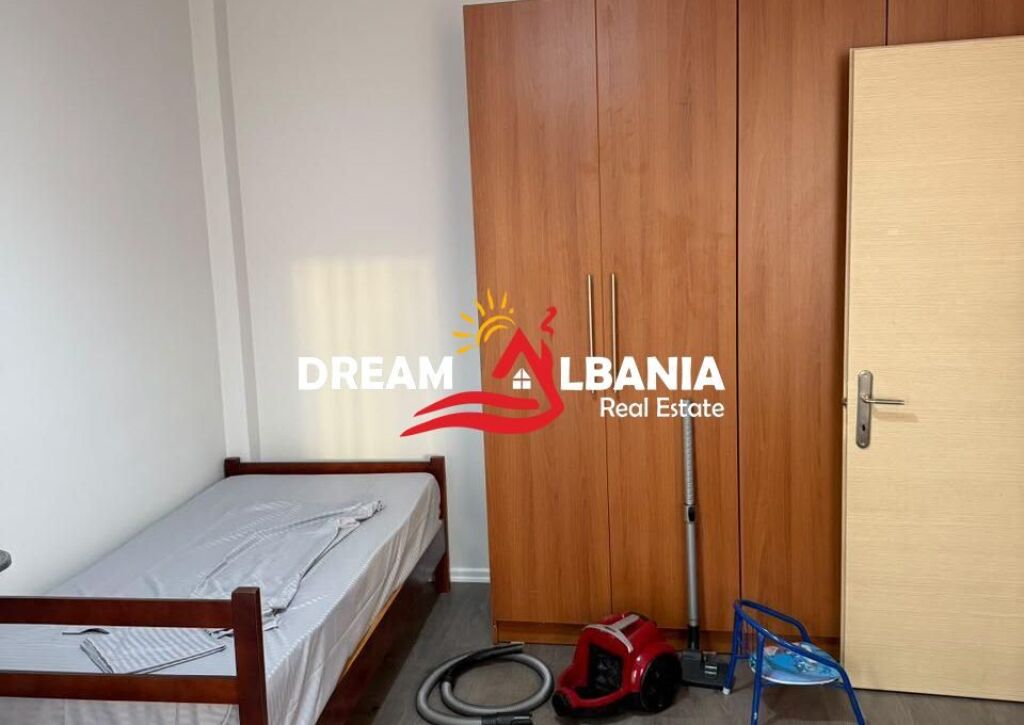 Jepet Apartament 2+1+2+3 Ballkone me qera tek Liqeni Thate, prane Restorant Mir Zoti (ID 42215618 )
